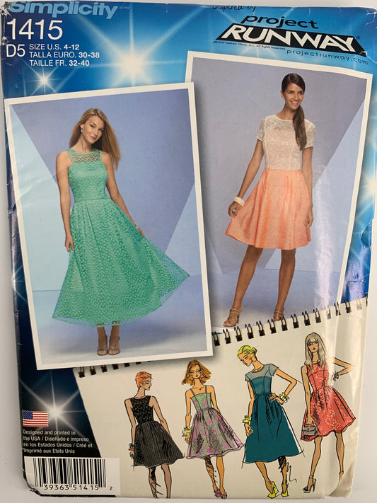Simplicity 1415 - B