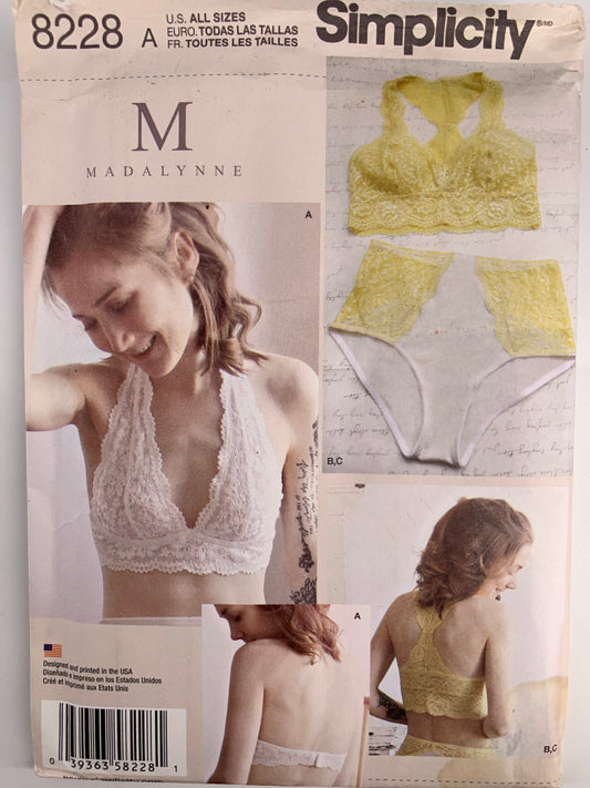 Simplicity 8228