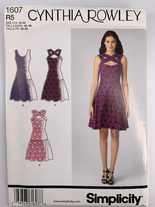 Simplicity 1607